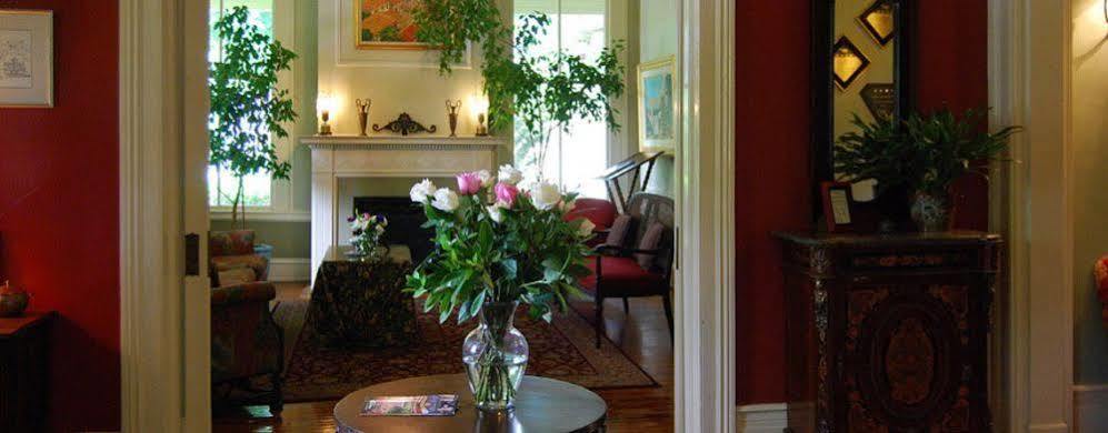 Rothschild Pound House Inn Columbus Eksteriør bilde